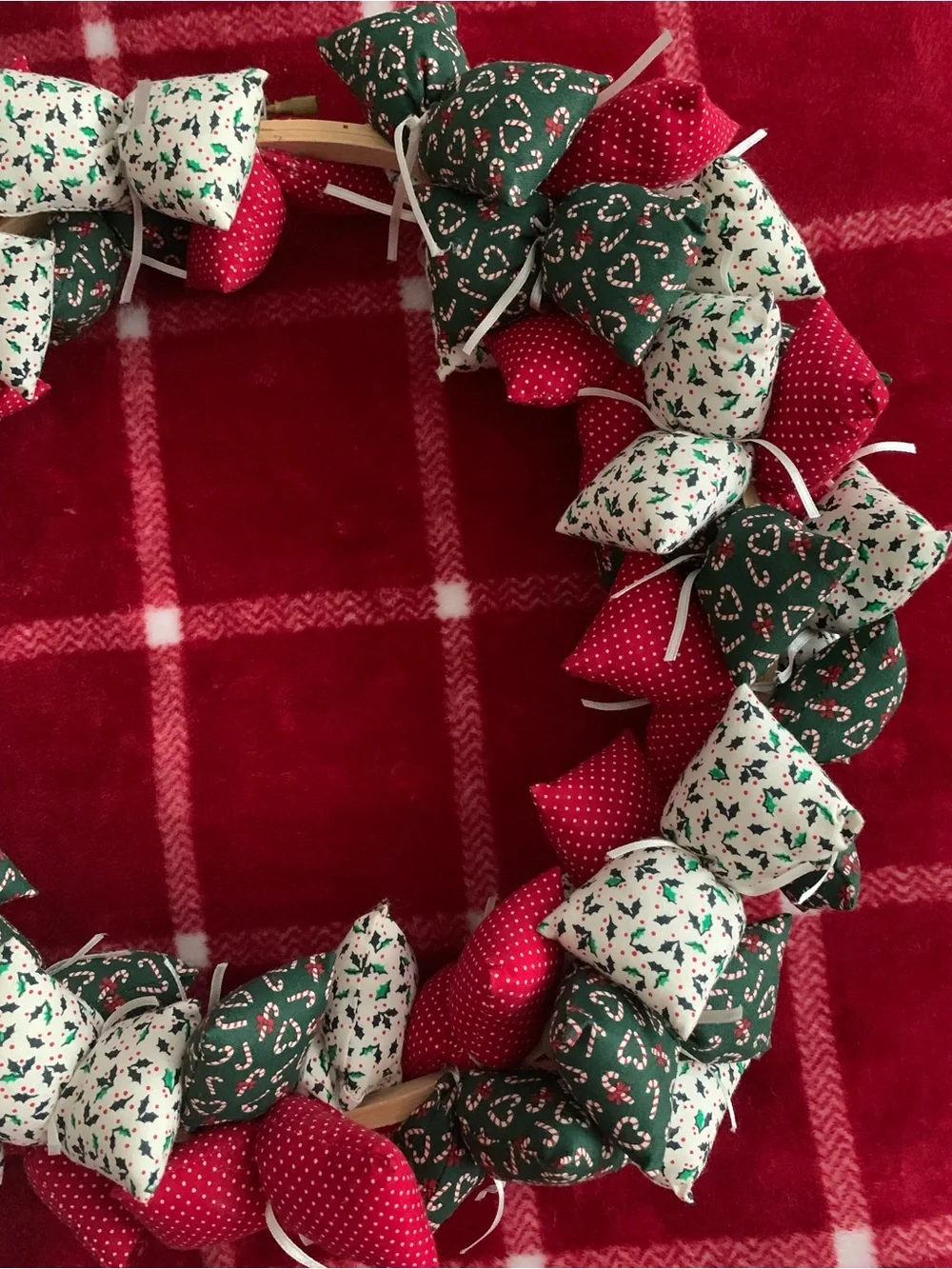 Vintage Style Festive Holiday Fabric Hanging Taiwan Handmade Wreath